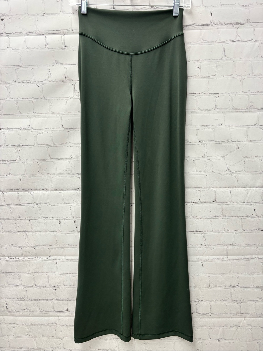 Lululemon Groove Nulu High-Rise Flared Pant Green Size 4